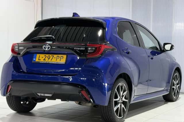 Toyota Yaris (2021) thumbnail 6