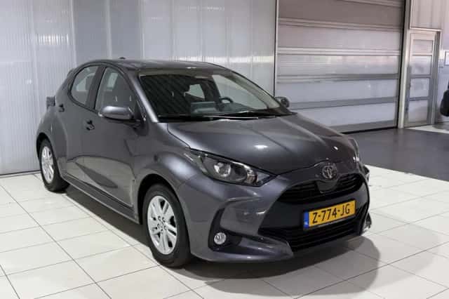 Toyota Yaris (2024) thumbnail 4