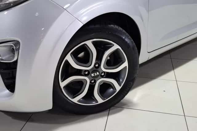 Kia Picanto (2021) thumbnail 2