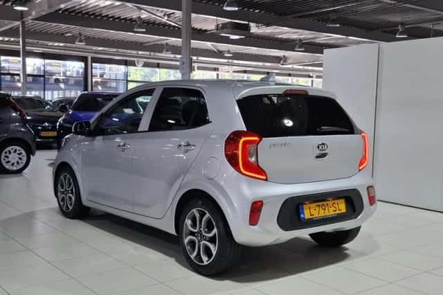 Kia Picanto (2021) thumbnail 6