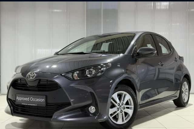 Toyota Yaris (2025) thumbnail 1