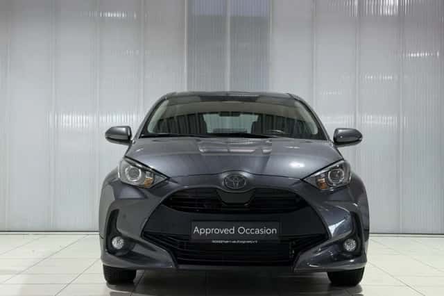 Toyota Yaris (2025) thumbnail 3