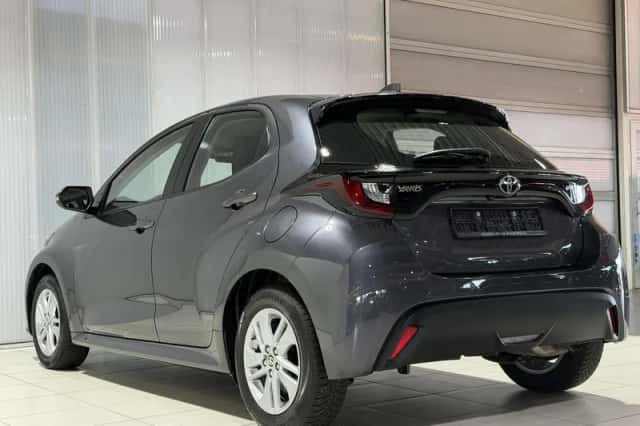 Toyota Yaris (2025) thumbnail 6