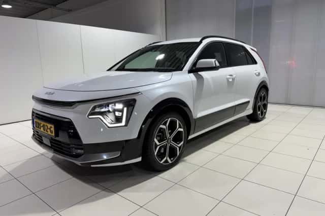 Kia Niro (2023) thumbnail 2