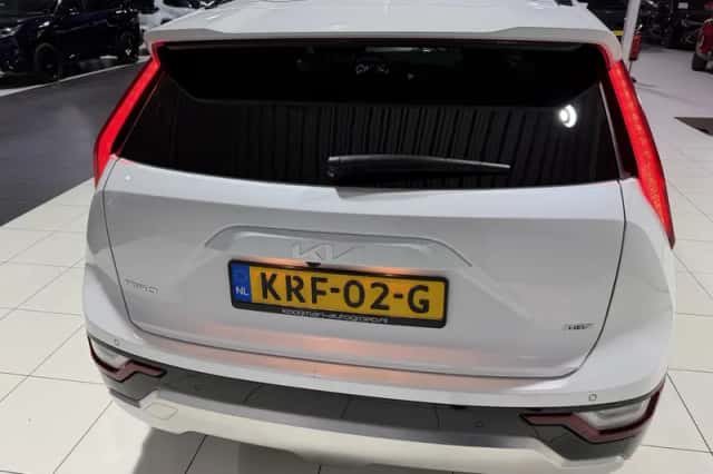 Kia Niro (2023) thumbnail 5