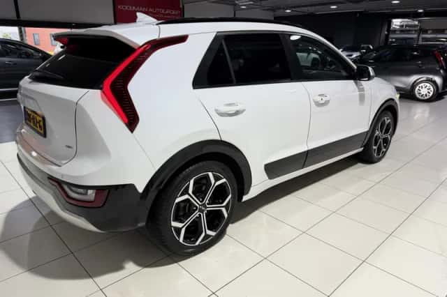 Kia Niro (2023) thumbnail 6