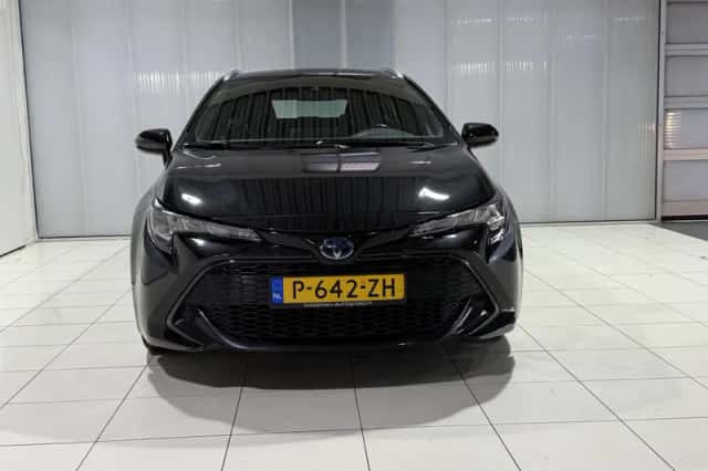 Toyota Corolla (2022) thumbnail 3