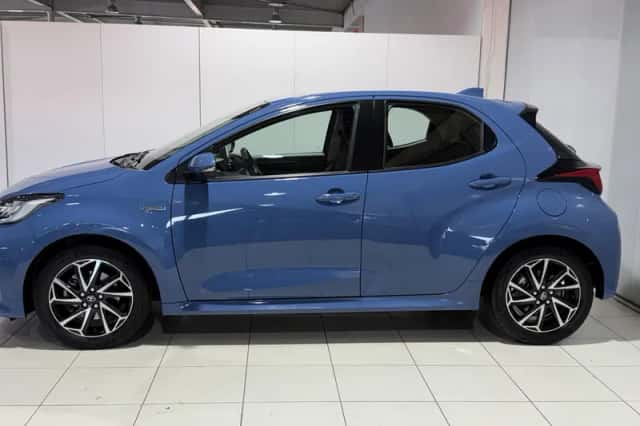 Toyota Yaris (2021) thumbnail 5