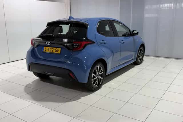 Toyota Yaris (2021) thumbnail 6