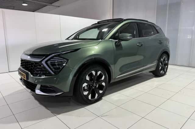 Kia Sportage (2023) thumbnail 3