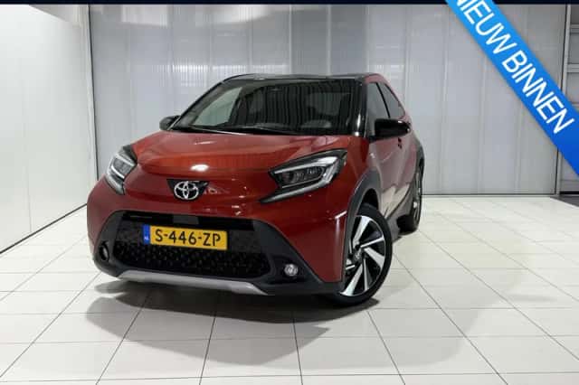 Toyota Aygo (2023) thumbnail 1