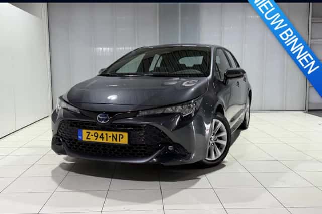 Toyota Corolla (2024) thumbnail 1