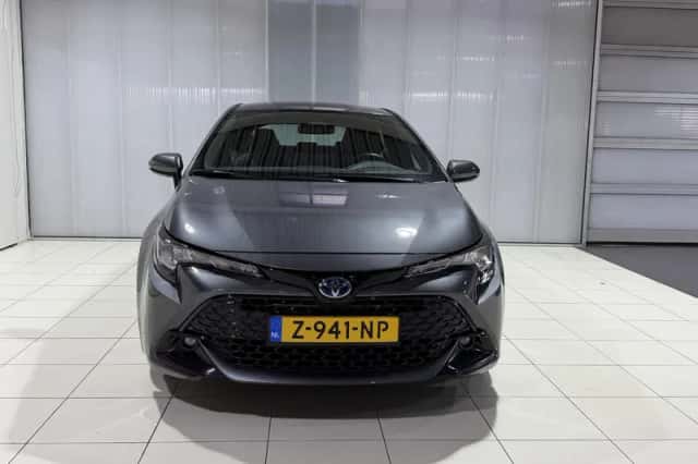 Toyota Corolla (2024) thumbnail 3
