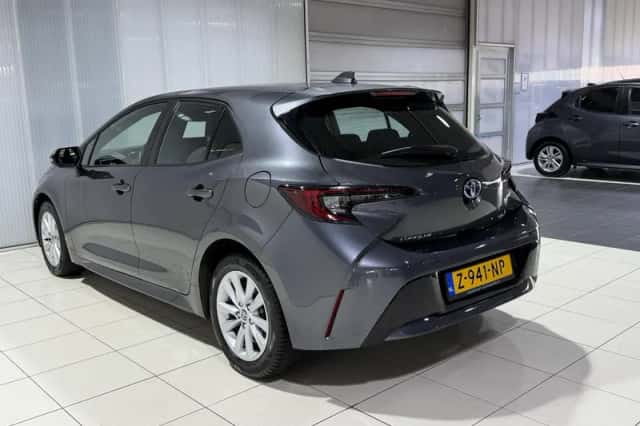 Toyota Corolla (2024) thumbnail 5