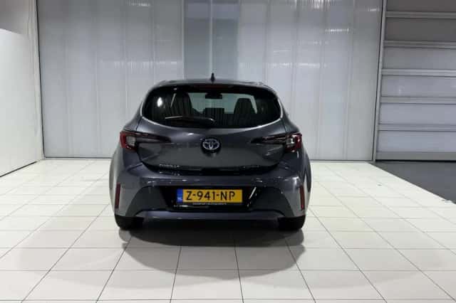 Toyota Corolla (2024) thumbnail 6