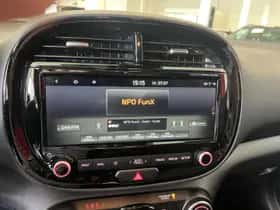 Kia Soul EV (2020) thumbnail 15