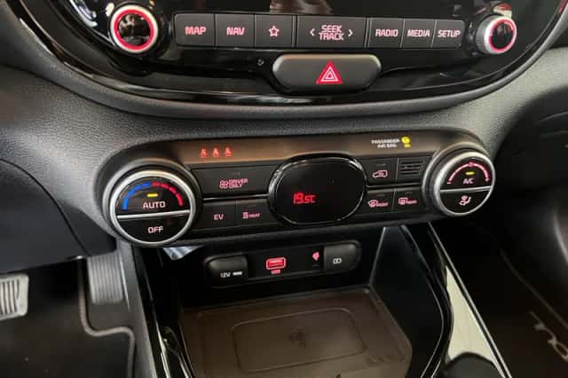 Kia Soul EV (2020) thumbnail 18