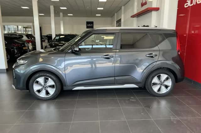 Kia Soul EV (2020) thumbnail 3
