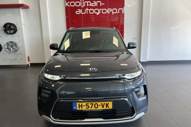 Kia Soul EV (2020) thumbnail 5