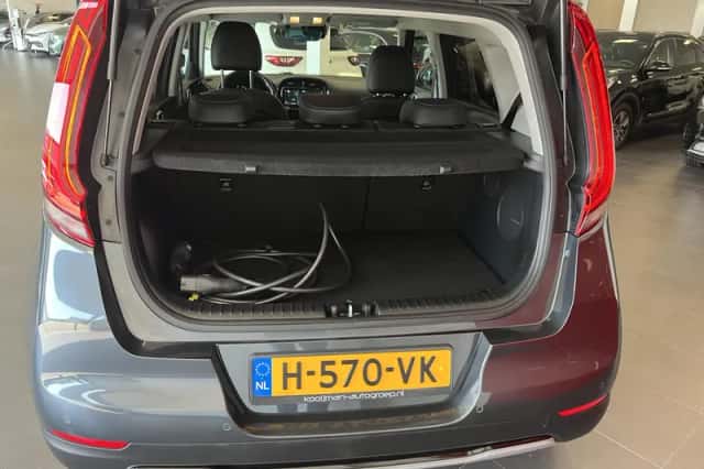 Kia Soul EV (2020) thumbnail 9