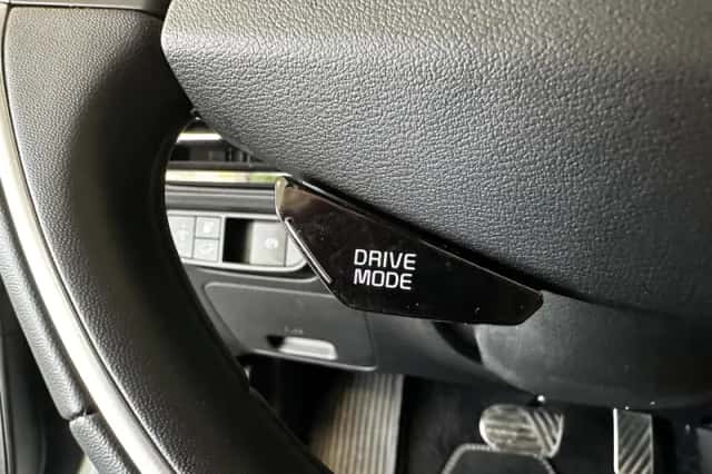Kia EV6 (2023) thumbnail 14