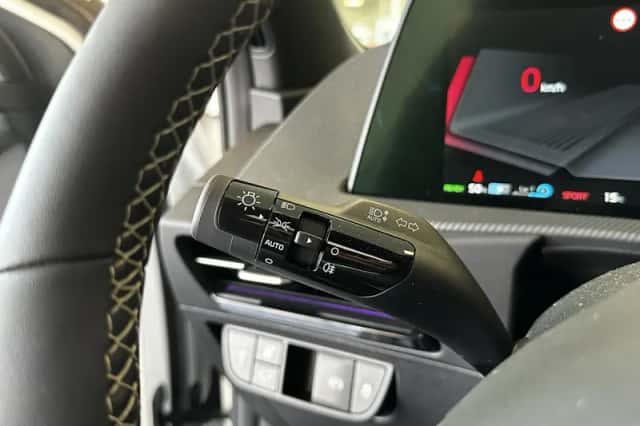 Kia EV6 (2023) thumbnail 15