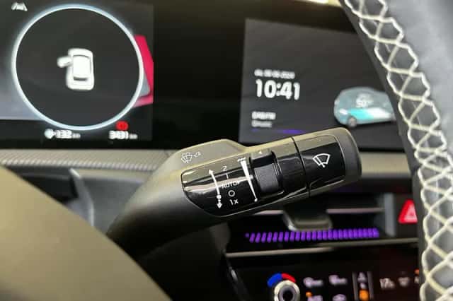 Kia EV6 (2023) thumbnail 16