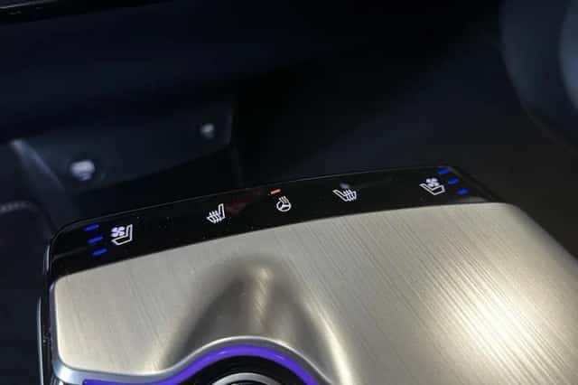 Kia EV6 (2023) thumbnail 25
