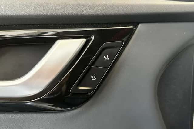 Kia EV6 (2023) thumbnail 7