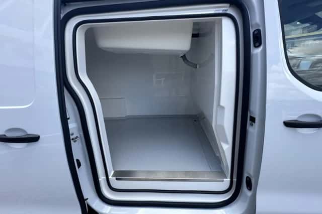 Toyota Proace (2024) thumbnail 12