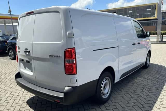 Toyota Proace (2024) thumbnail 17