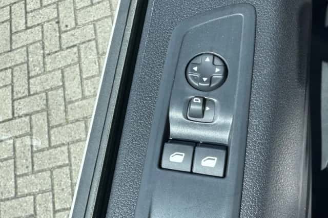 Toyota Proace (2024) thumbnail 4
