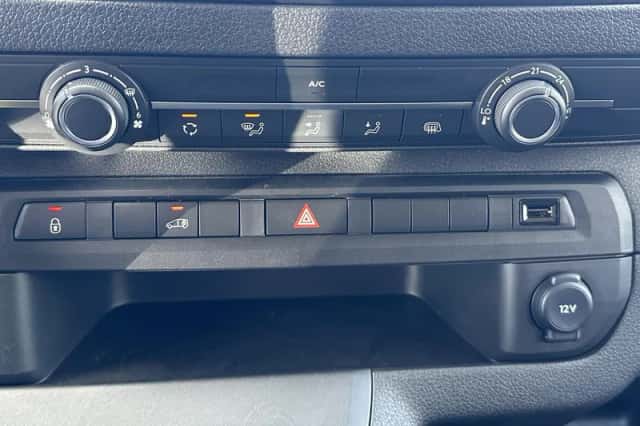 Toyota Proace (2024) thumbnail 8