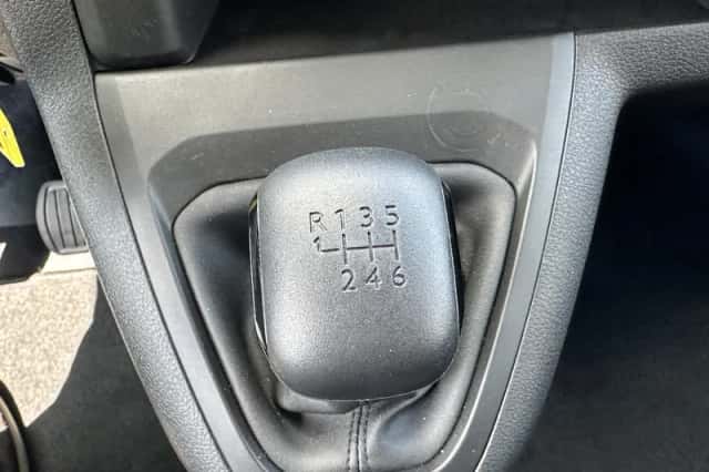 Toyota Proace (2024) thumbnail 9