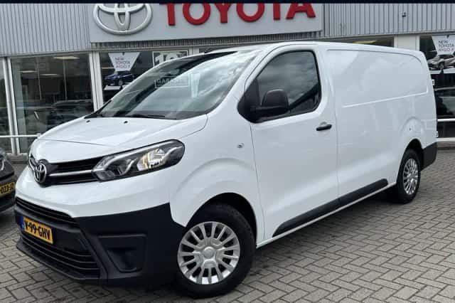 Toyota Proace (2022) thumbnail 1