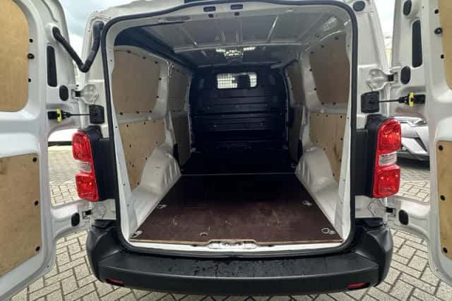 Toyota Proace (2022) thumbnail 13