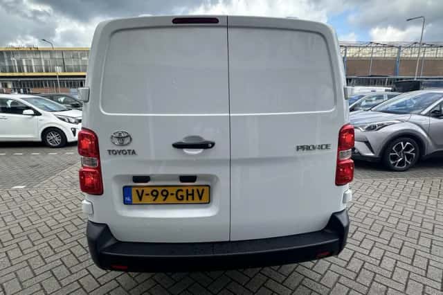 Toyota Proace (2022) thumbnail 15