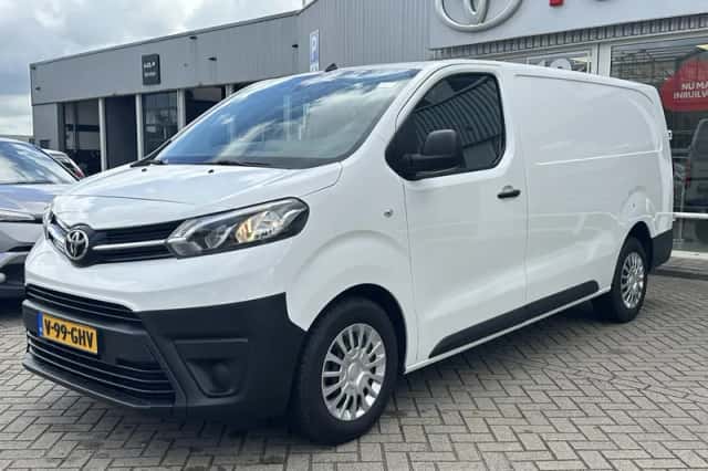 Toyota Proace (2022) thumbnail 16