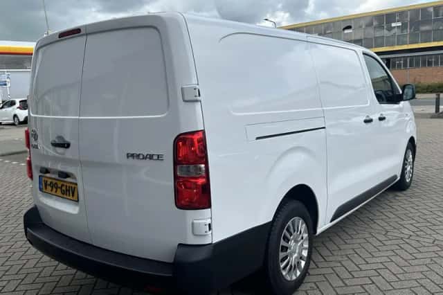 Toyota Proace (2022) thumbnail 18