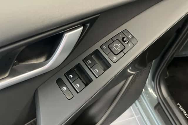 Kia Niro EV (2023) thumbnail 20