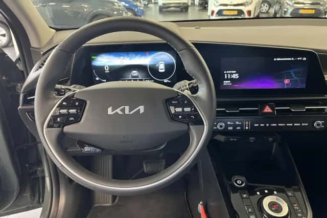 Kia Niro EV (2023) thumbnail 5