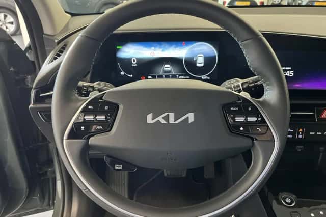 Kia Niro EV (2023) thumbnail 6
