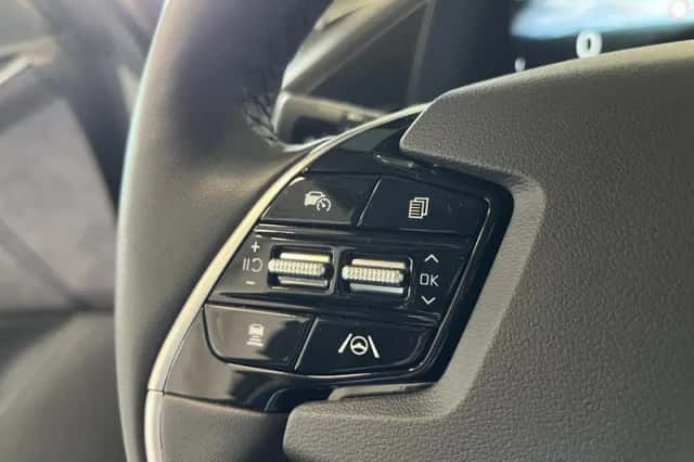 Kia Niro EV (2023) thumbnail 7