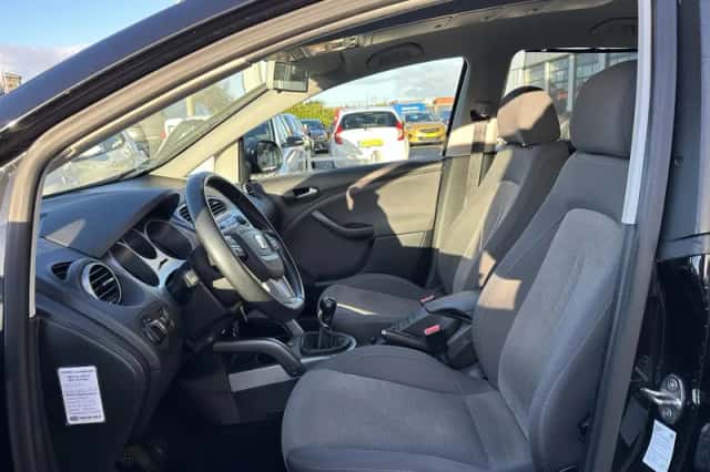 SEAT Altea XL (2012) thumbnail 2