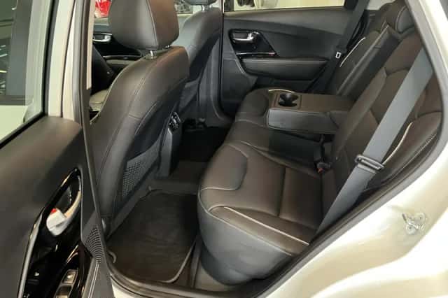 Kia Niro EV (2020) thumbnail 16