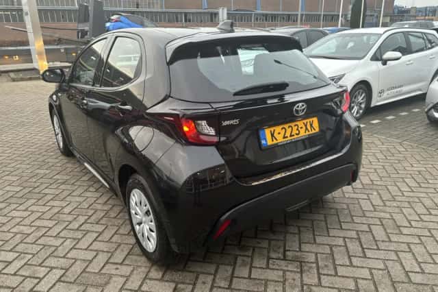 Toyota Yaris (2021) thumbnail 18