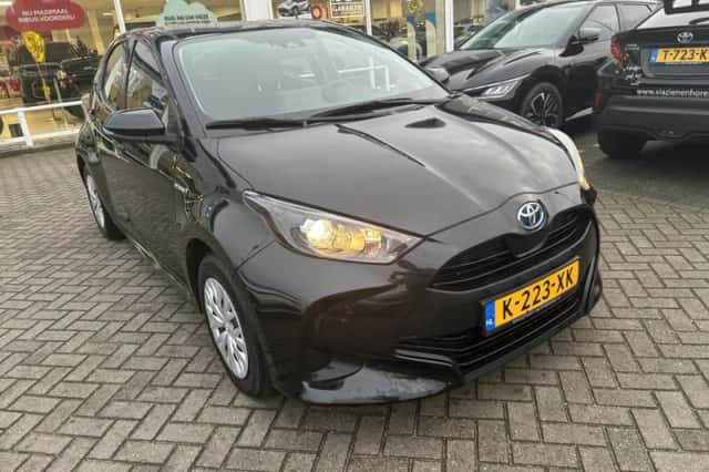Toyota Yaris (2021) thumbnail 21