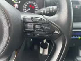 Toyota Yaris (2021) thumbnail 10