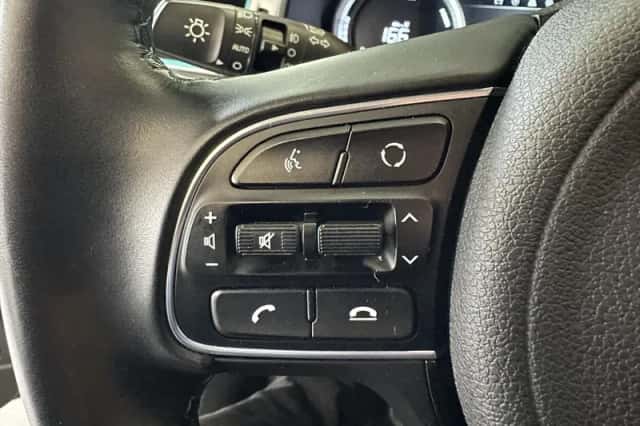 Kia Niro EV (2020) thumbnail 4