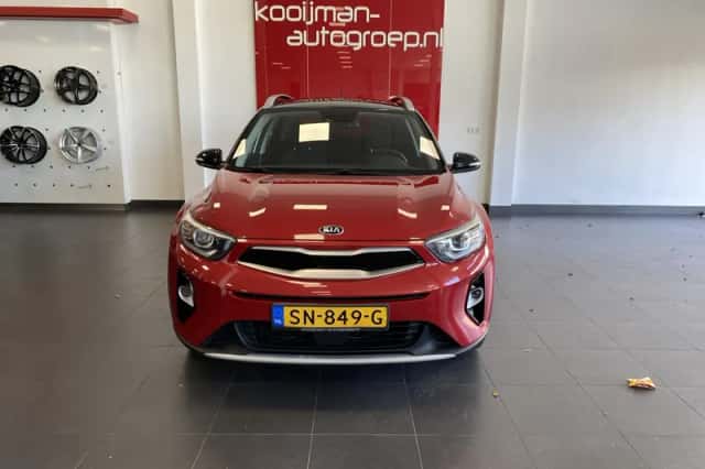 Kia Stonic (2018) thumbnail 19